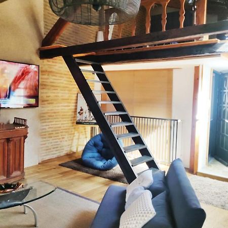 Chez Fanny - Le Loft - Centre Historique Cahors Cathedrale Apartman Kültér fotó